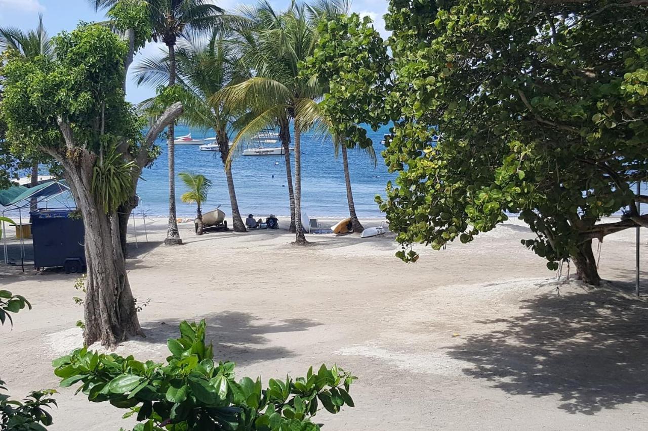 Chambre Chez L Habitant Sur La Plage Les Pieds Dans L Eau, Wifi Quartiers Anse a l'Ane Exterior foto